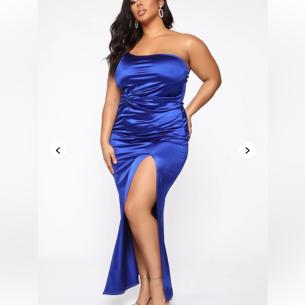 Fashion Nova Vibrant Blue Strapless Dress